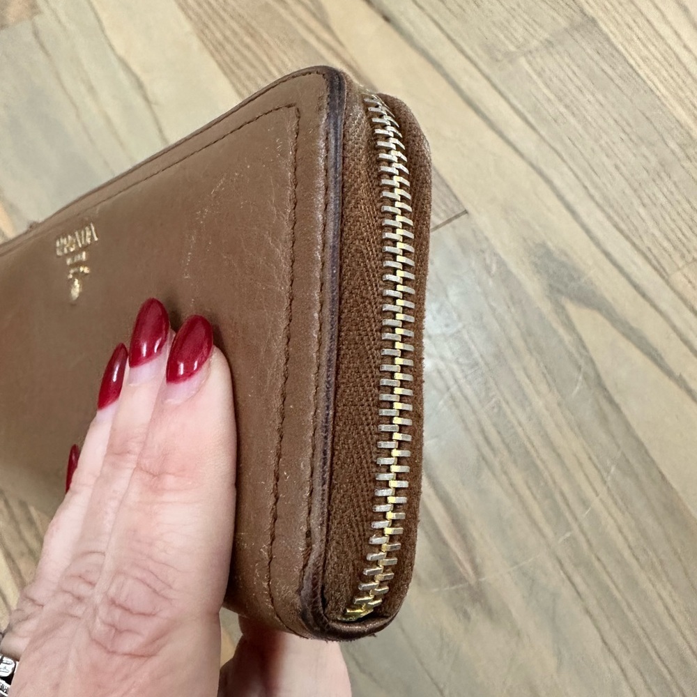 Prada Tan Leather Zip Wallet With Box and COA - Picture 6 of 12